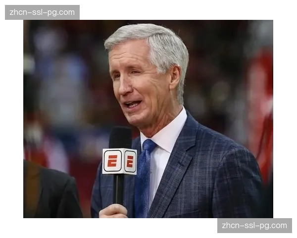 资深解说员迈克·布林谈变化：适应从单一解说席到为多平台录制不同版本